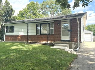 516 Assembly Pl, Dixon, IL 61021