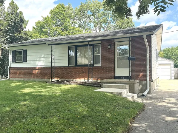 516 Assembly Pl, Dixon, IL 61021