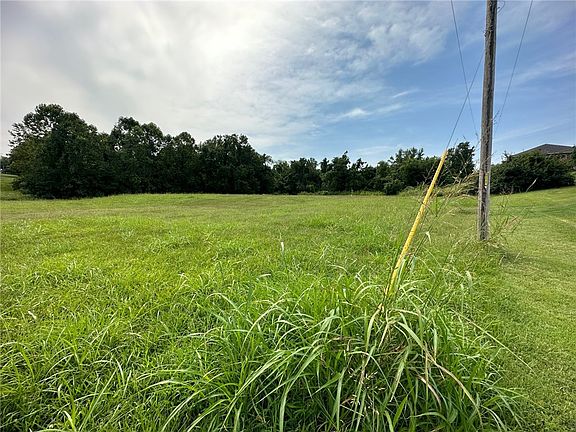 5th image of E Daugherty Rd
