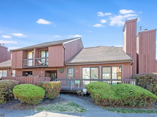 24 Bloomingdale Dr #2C, Hillsborough Twp., NJ 08844