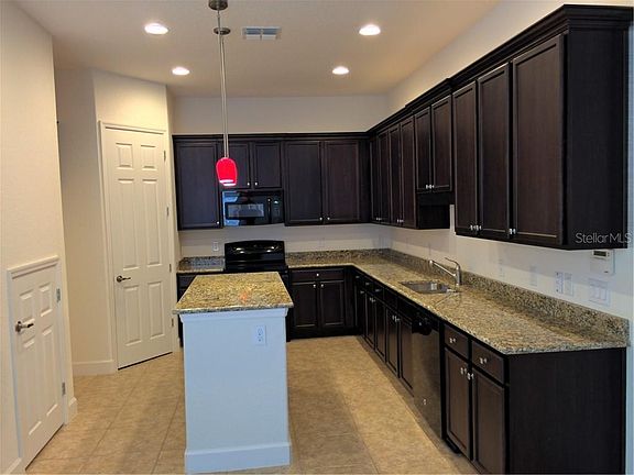 3rd image of 2140 Painter Ln