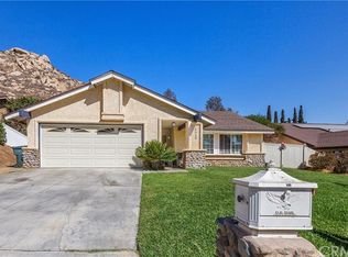 6665 45th St, Riverside, CA 92509