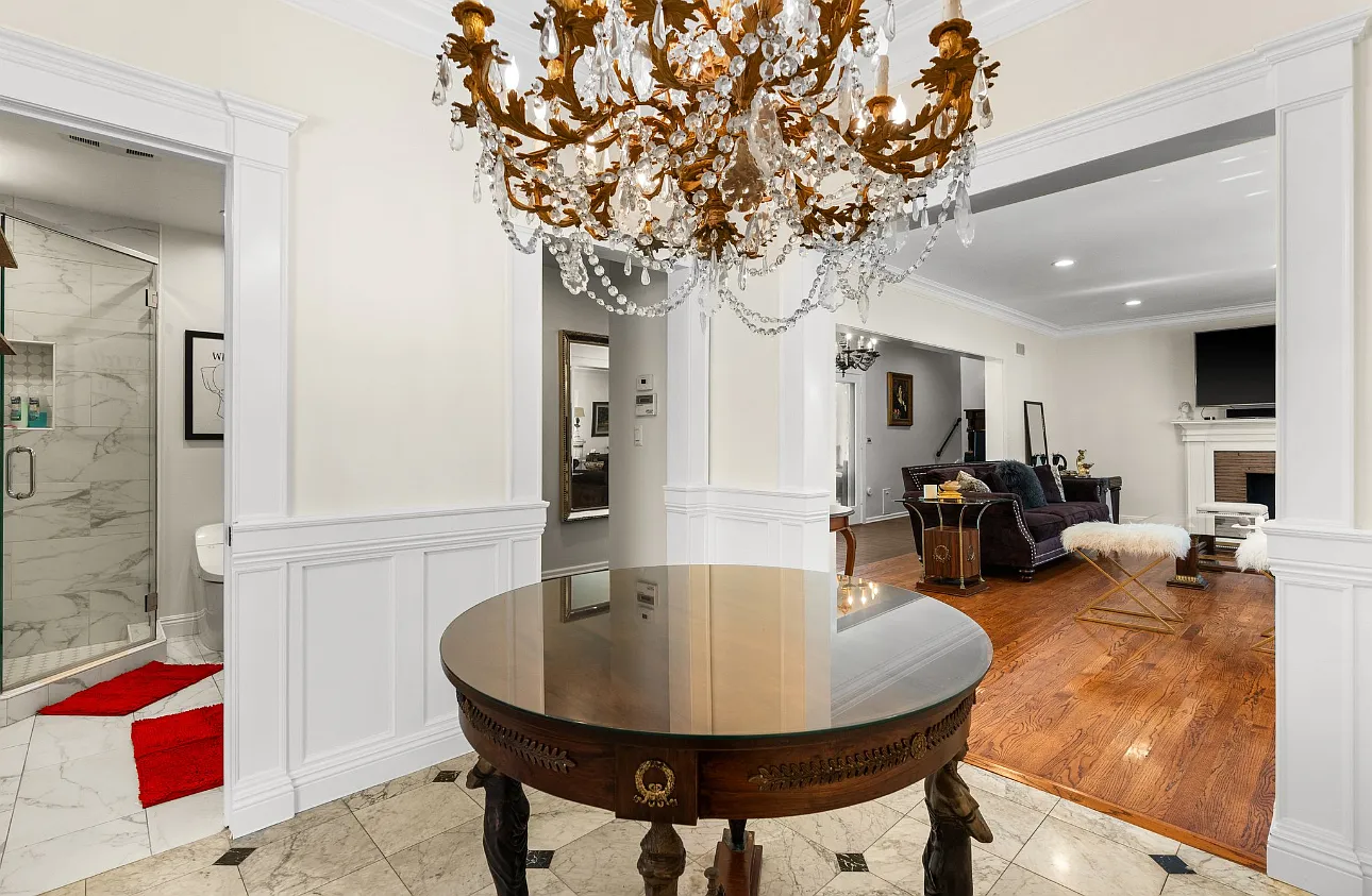 1165 Coldwater Canyon Dr — Photo 3