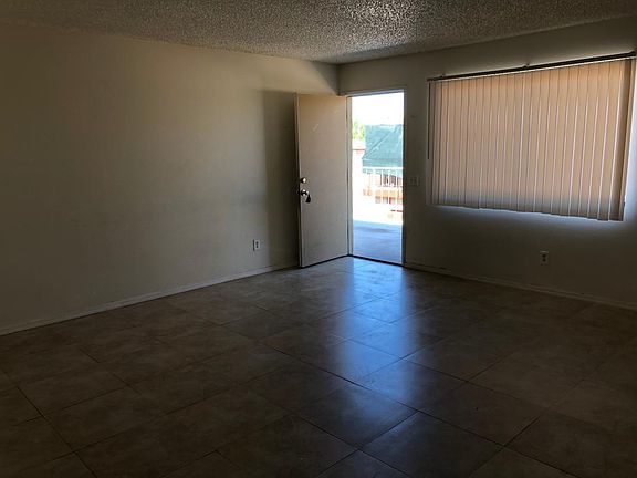 3rd image of 4424 N 53rd Ln APT 3