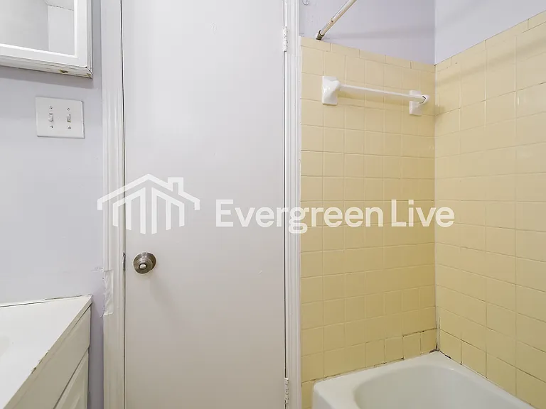 6070 Tulane Rd — Photo 13