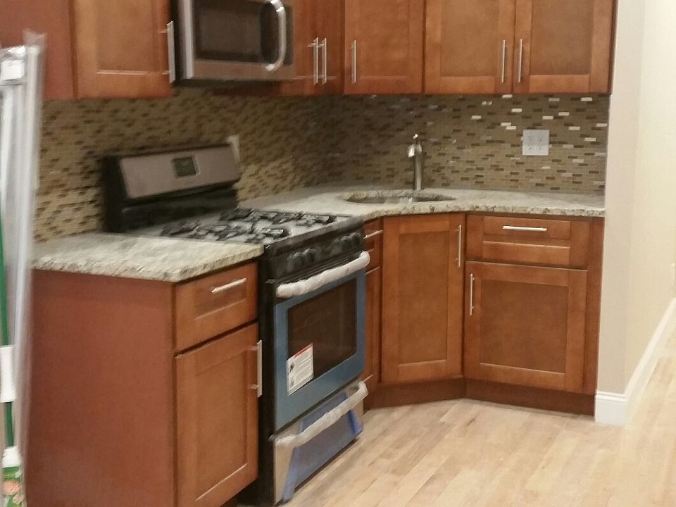 1st image of 1058 Herkimer St APT 3R