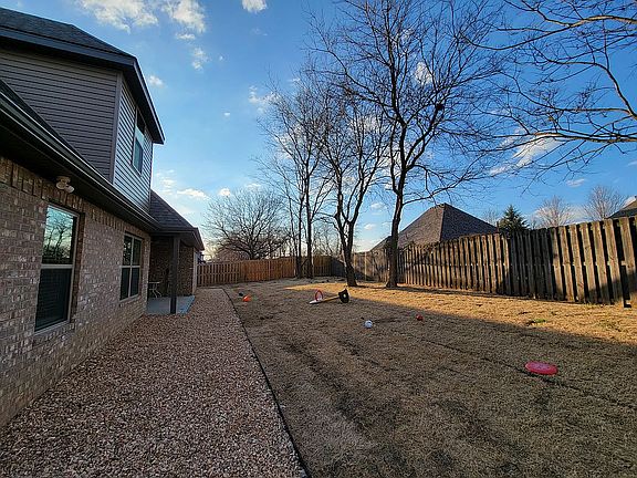 4th image of 4202 Sw Plumley Ave