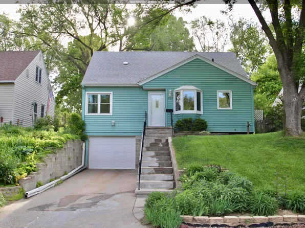 2526 S Cecelia St, Sioux City, IA 51106