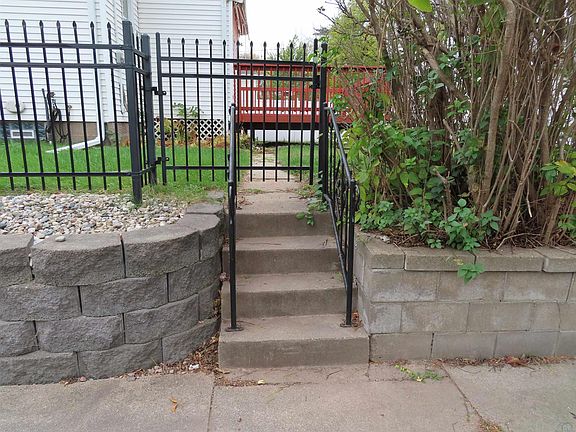 3rd image of 701 S Paxton St