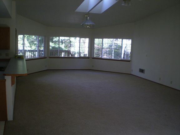 4th image of 3912 Steelhead Dr NW