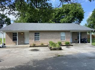 825-827 Foch St, Maryville, TN 37801