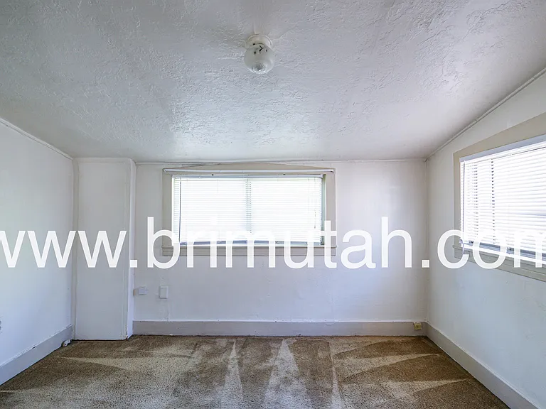 368 S University St #5 — Photo 13