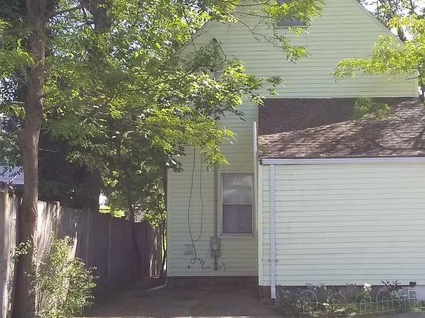 49 Oak St