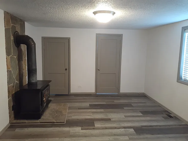 5082 W Highway 33 — Photo 15