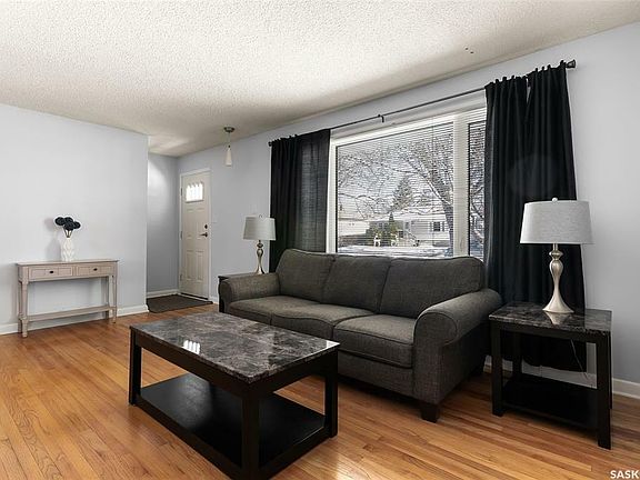5th image of 2808 Borden St