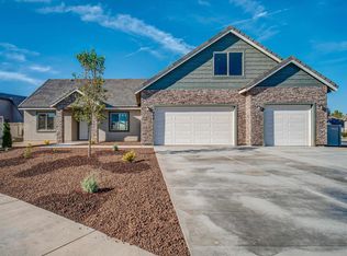405 Chianti Way, Dayton, NV