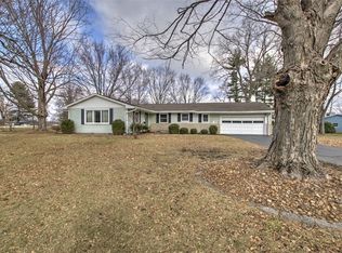 630 Montgomery Ln, Decatur, IL 62526