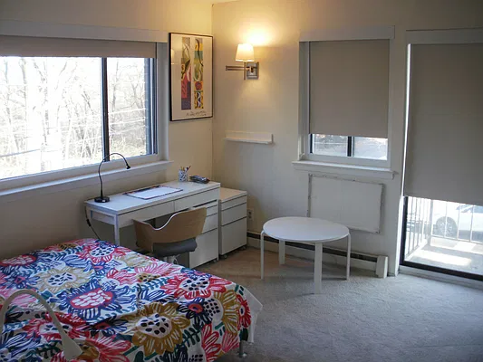 Rented by 18 REALTY | media 21