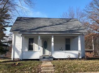 506 Academy St, Pocahontas, IL