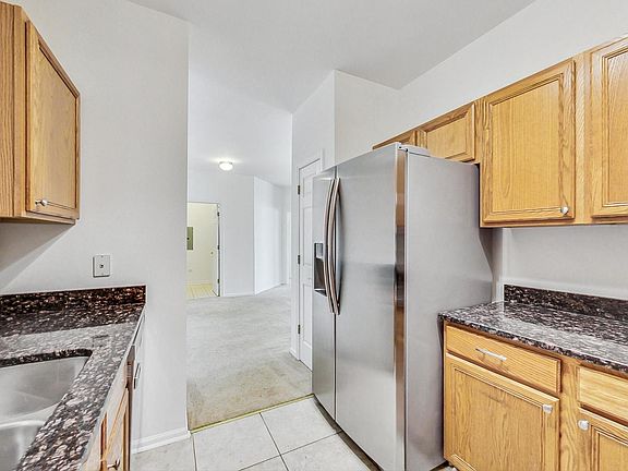 5th image of 3317 Stratford Ct Unit 2D