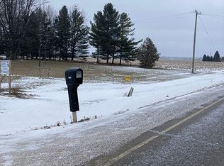 4951 Deckerville Rd, Deckerville, MI 48427