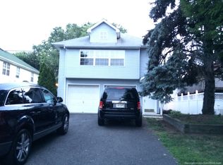 35 Ross Ave, Hackensack, NJ 07601