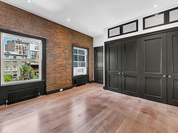 4th image of 323 W 21st St APT 3