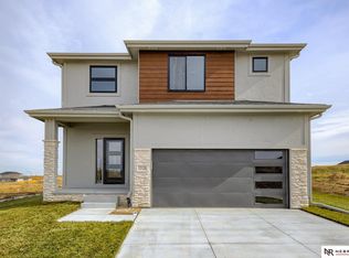 12214 S 113th St, Papillion, NE 68046