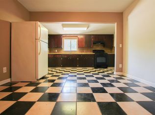 768 N Pine St #A, Woodlake, CA 93286