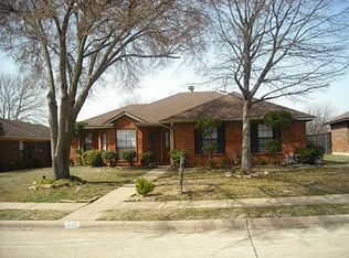 312 Periwinkle Dr, Allen, TX 75002