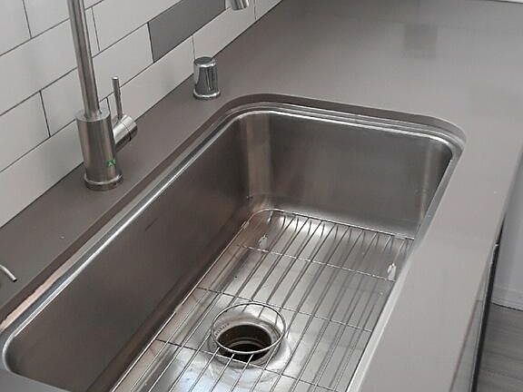 Quartz Counter and sink