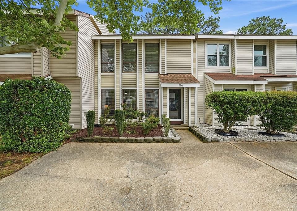 1st image of 716 Woodbox Dr