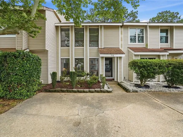 716 Woodbox Dr, Virginia Beach, VA 23462