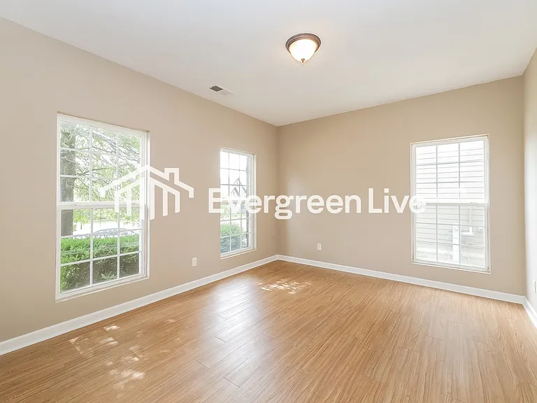 8808 Stony Glen Dr — Photo 7