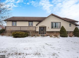 119 Red Fox Ln, Harrisburg, PA 17112