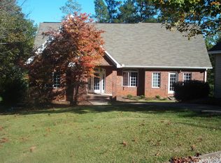 402 Herrington Dr, Cross Hill, SC 29332