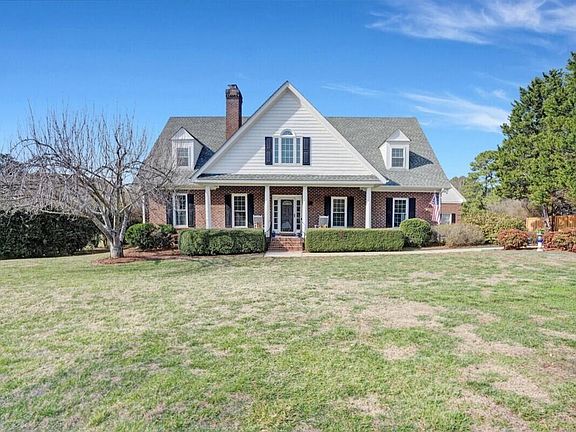 2nd image of 2341 Knoll Ridge Ln