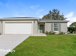 1401 SW Goodman Ave, Pt Saint Lucie, FL 34953