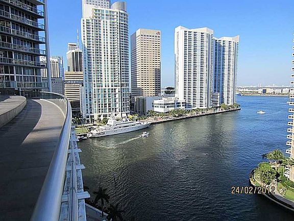 5th image of 485 Brickell Ave APT 3504