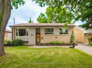 42 Jubilee Cres, Toronto, ON M9M1L3