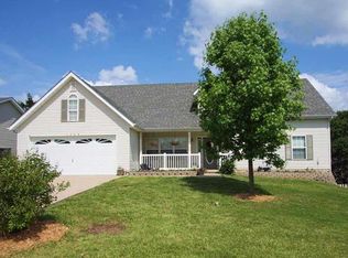 1008 Yankee Ct, Warrenton, MO 63383