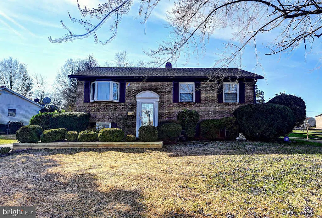 610 Charwood Ct photo 1