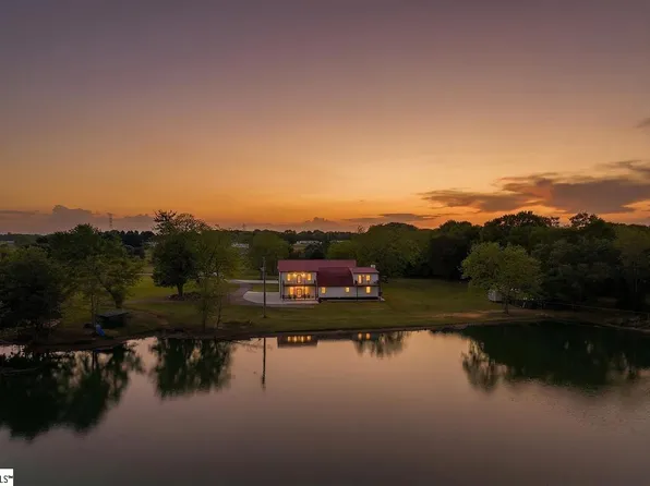 963 Turkey Farm Rd, Chesnee, SC 29323