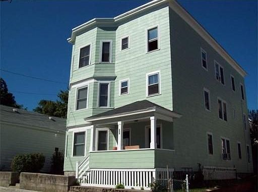 2nd image of 556 Howard St