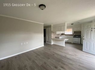 1915 Gregory Dr #5, Amarillo, TX 79106
