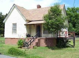 8 R St, Anderson, SC 29625