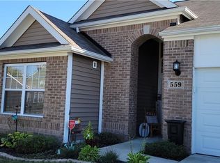 559 Greenwood Trace Dr, Whiteland, IN 46184