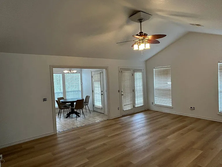 1808 E Eastern Ave — Photo 4