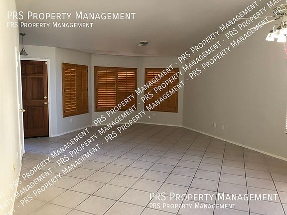 3rd image of 4043 E San Angelo Ave