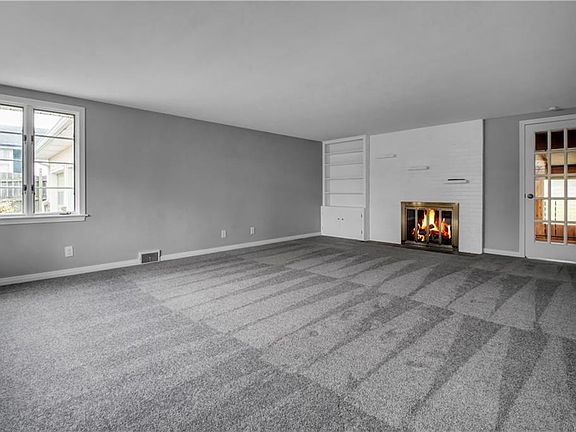 5th image of 4697 Crestwood Dr